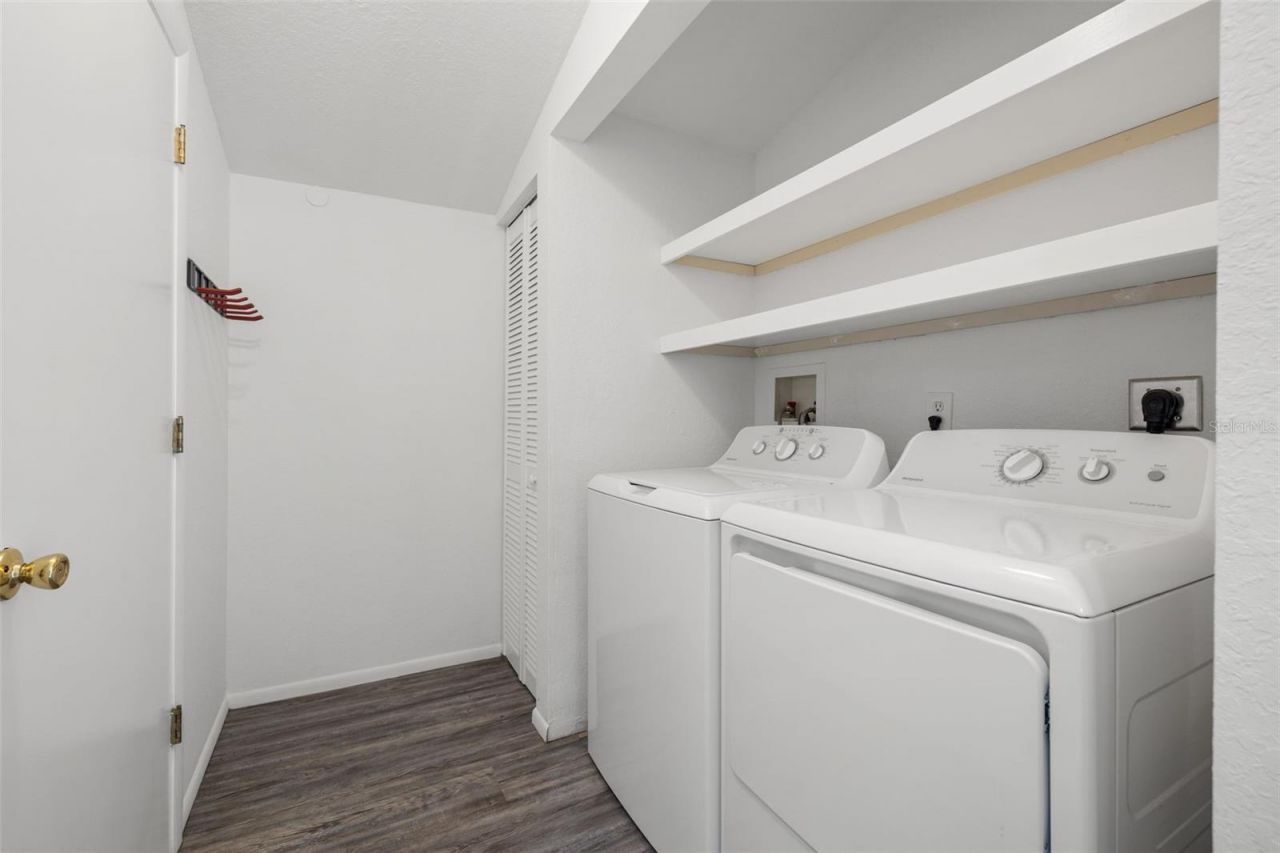 4009 Burlington Avenue N, Saint Petersburg, FL 33713 Photo