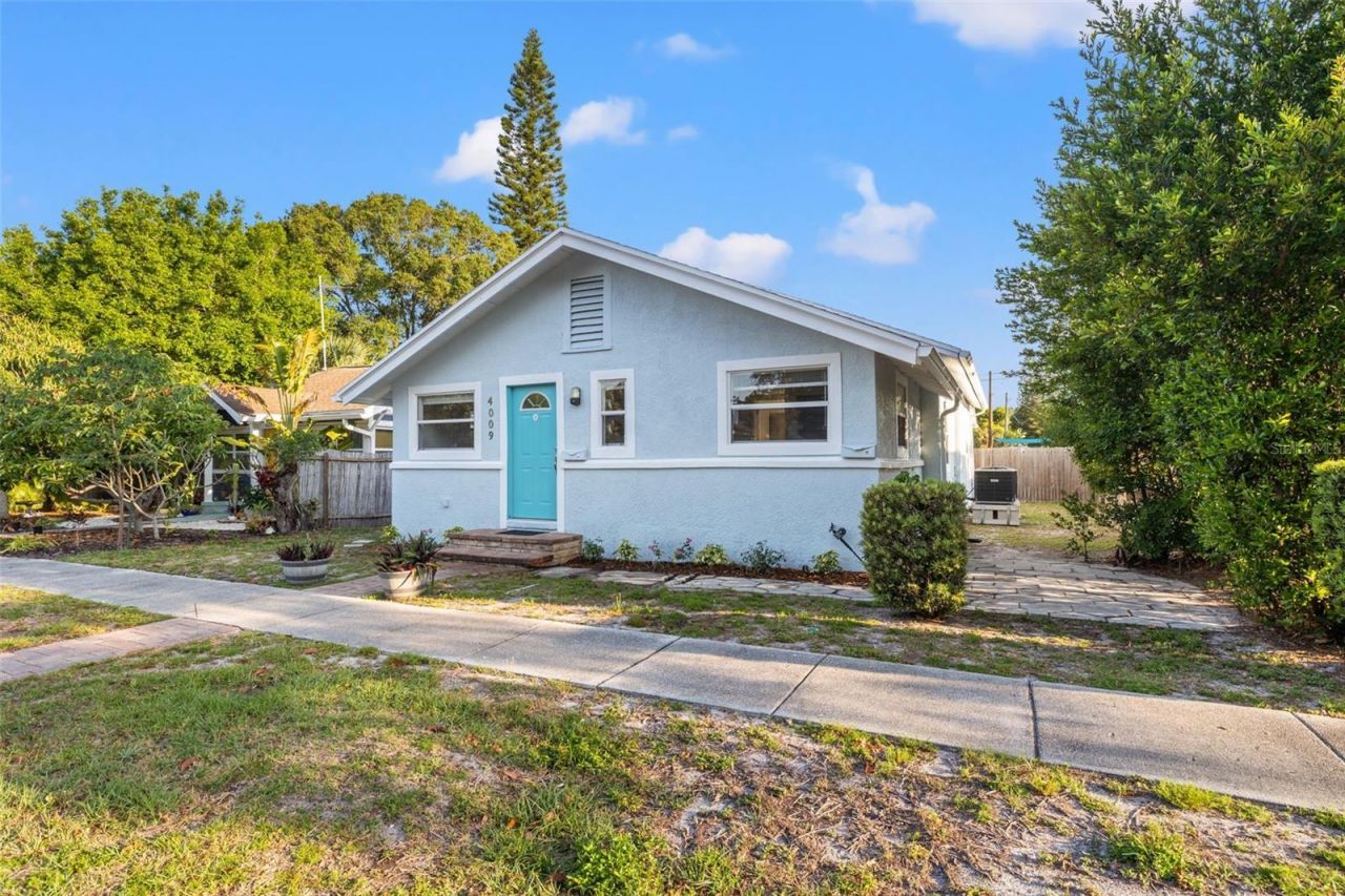 4009 Burlington Avenue N, Saint Petersburg, FL 33713 Photo