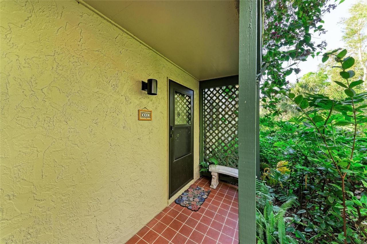 1617 Bayhouse Court, Unit 121, Sarasota, FL 34231 Photo
