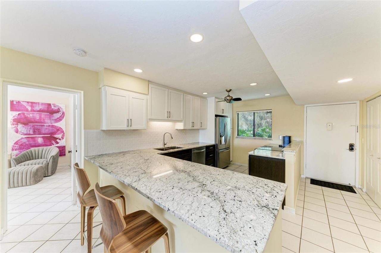 1617 Bayhouse Court, Unit 121, Sarasota, FL 34231 Photo