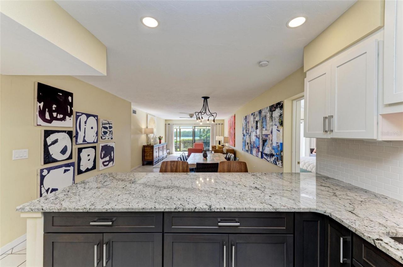 1617 Bayhouse Court, Unit 121, Sarasota, FL 34231 Photo