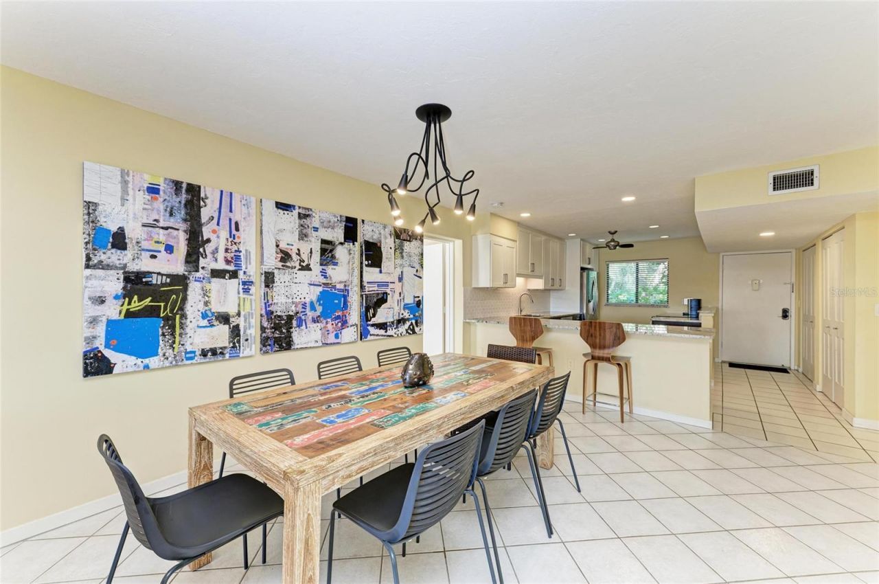 1617 Bayhouse Court, Unit 121, Sarasota, FL 34231 Photo