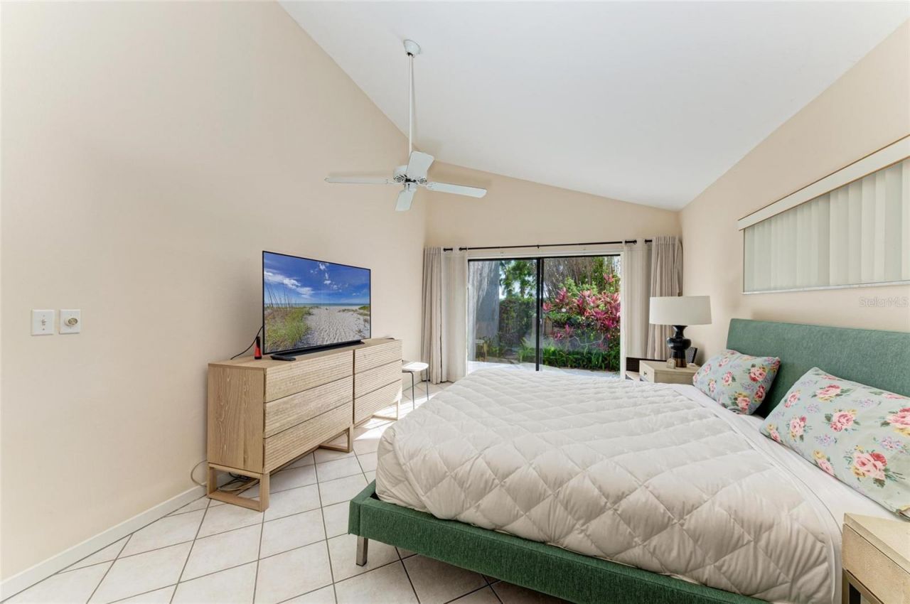 1617 Bayhouse Court, Unit 121, Sarasota, FL 34231 Photo