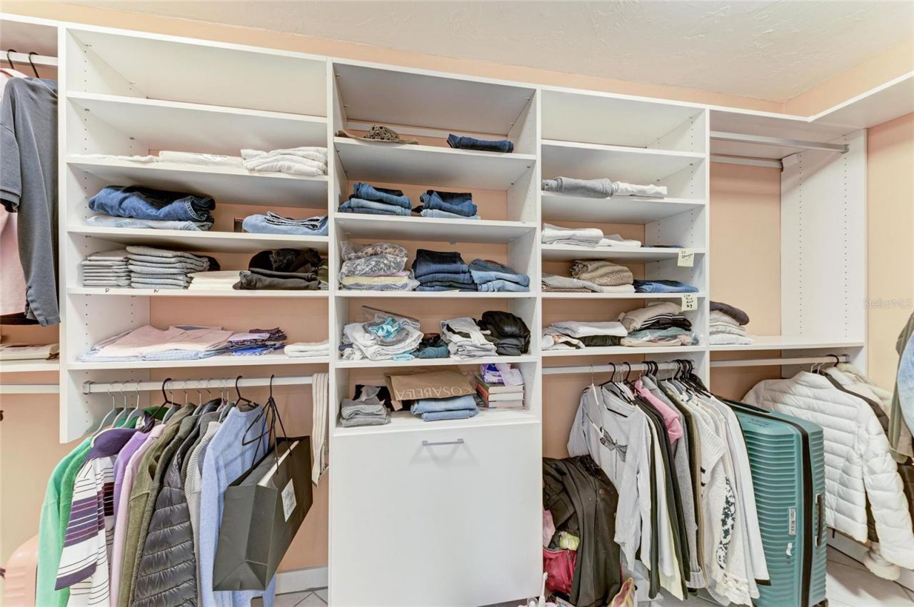 1617 Bayhouse Court, Unit 121, Sarasota, FL 34231 Photo