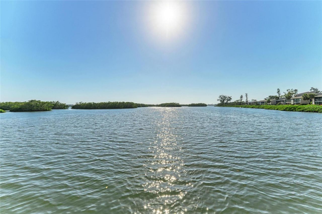 1617 Bayhouse Court, Unit 121, Sarasota, FL 34231 Photo