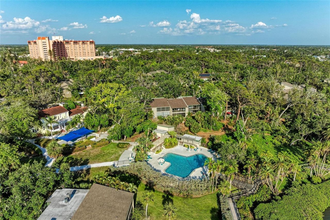 1617 Bayhouse Court, Unit 121, Sarasota, FL 34231 Photo