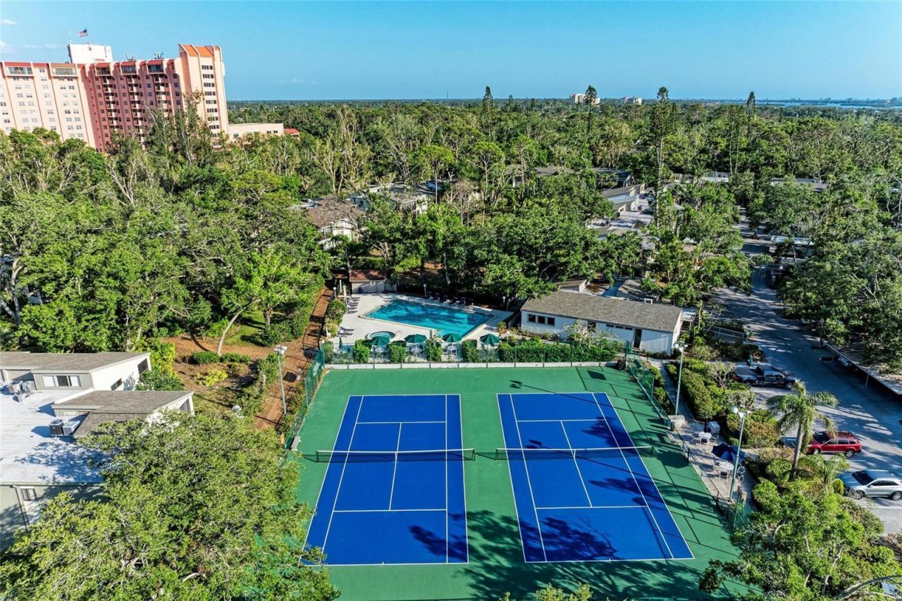 1617 Bayhouse Court, Unit 121, Sarasota, FL 34231 Photo