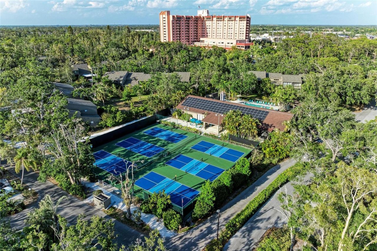 1617 Bayhouse Court, Unit 121, Sarasota, FL 34231 Photo