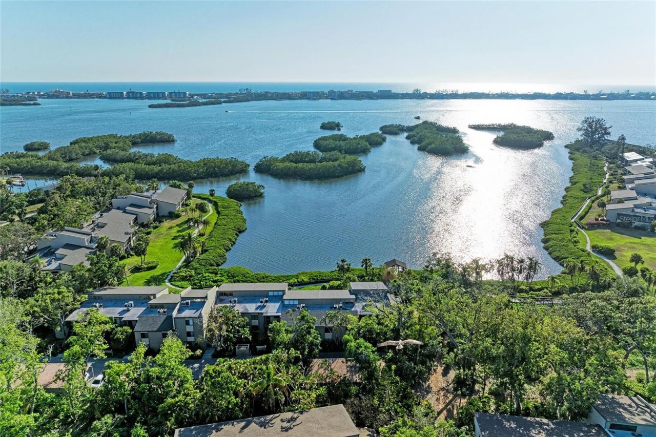 1617 Bayhouse Court, Unit 121, Sarasota, FL 34231 Photo