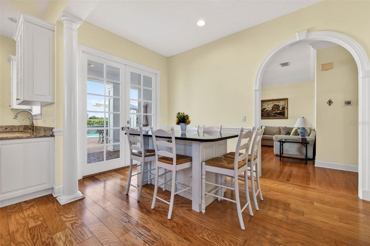 7917 Bayou Club Boulevard, Seminole, FL 33777 Photo