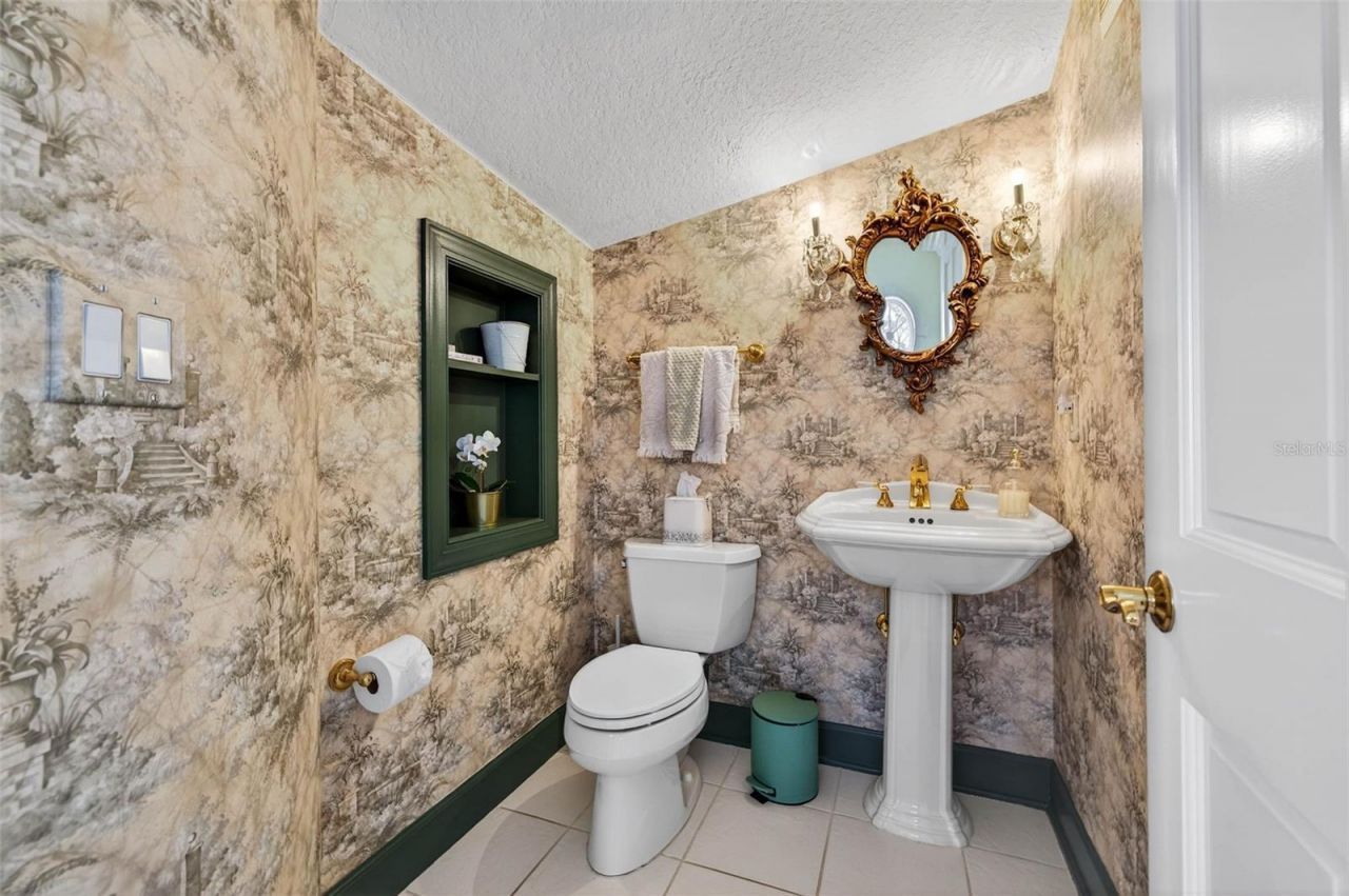 7917 Bayou Club Boulevard, Seminole, FL 33777 Photo