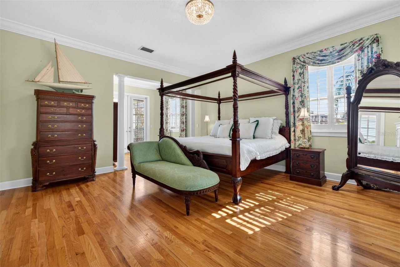 7917 Bayou Club Boulevard, Seminole, FL 33777 Photo