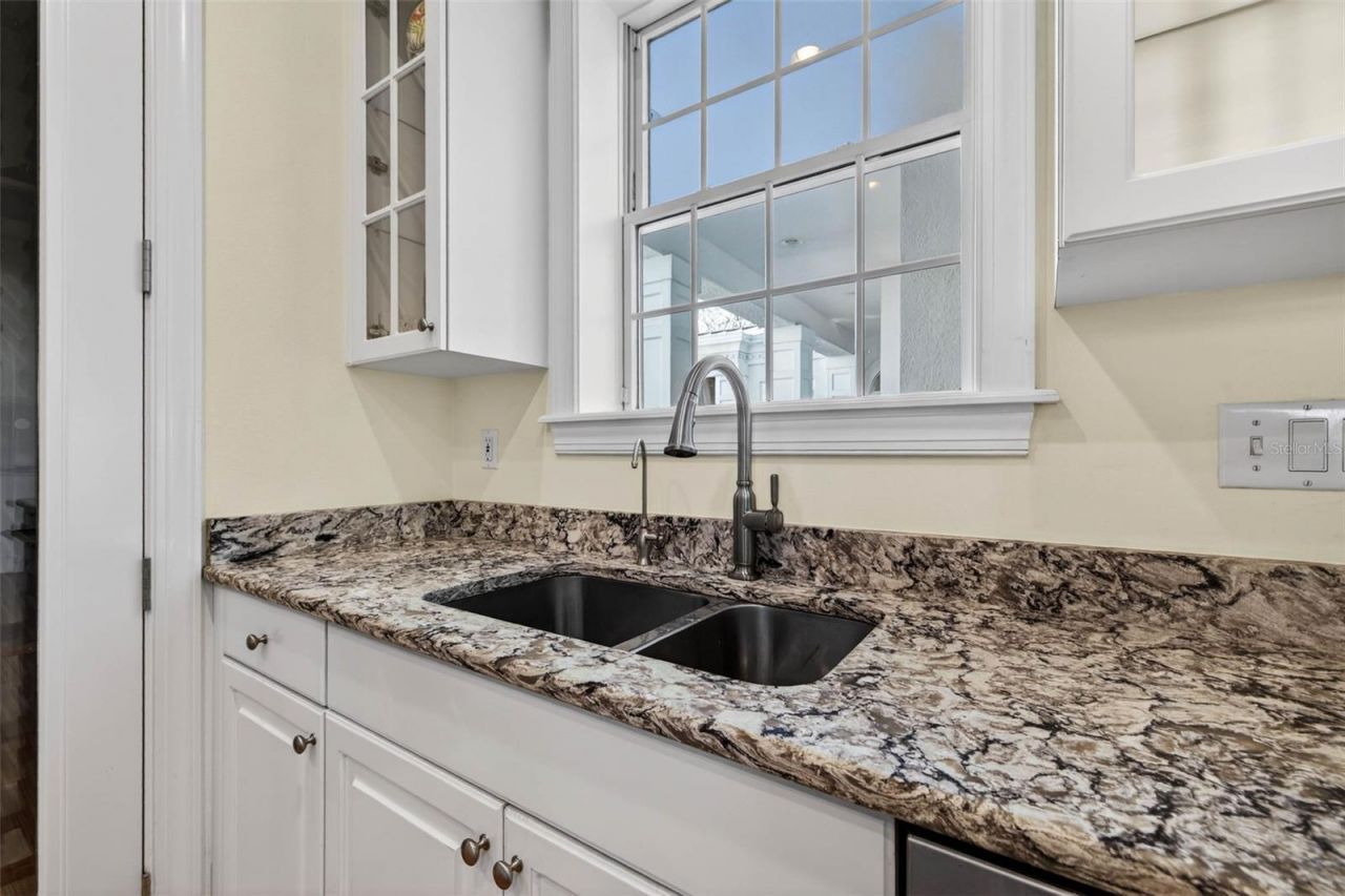 7917 Bayou Club Boulevard, Seminole, FL 33777 Photo