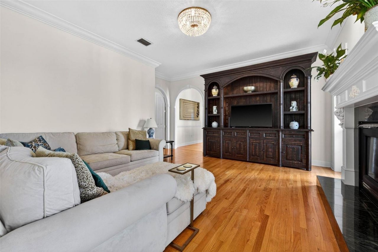 7917 Bayou Club Boulevard, Seminole, FL 33777 Photo