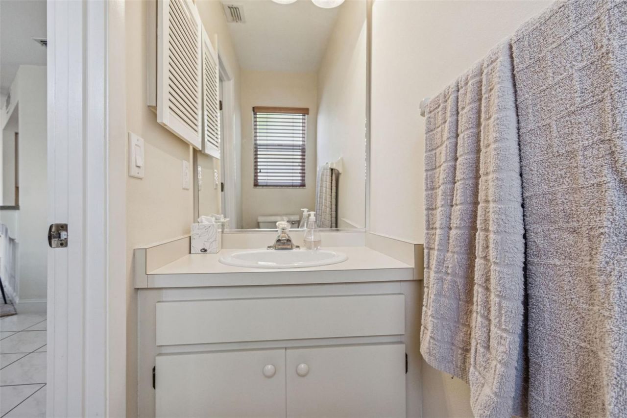 4181 Center Pointe Circle, Unit 91B, Sarasota, FL 34233 Photo