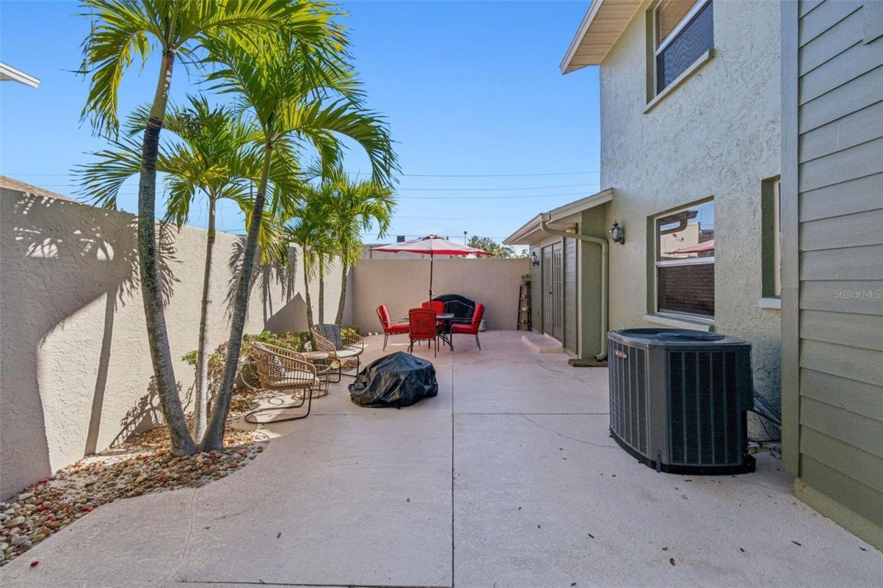 4181 Center Pointe Circle, Unit 91B, Sarasota, FL 34233 Photo