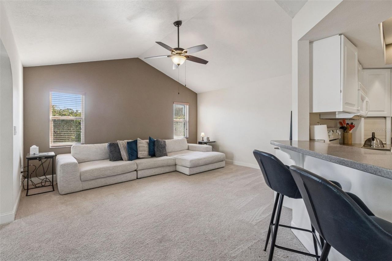 4181 Center Pointe Circle, Unit 91B, Sarasota, FL 34233 Photo