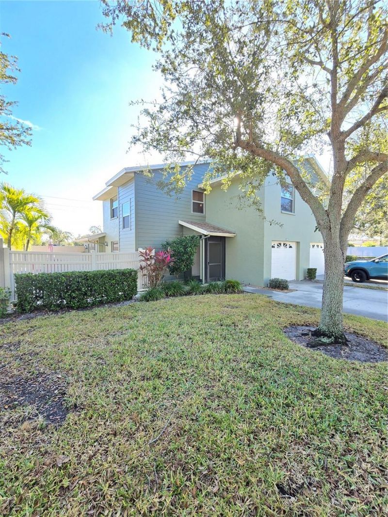 4181 Center Pointe Circle, Unit 91B, Sarasota, FL 34233 Photo
