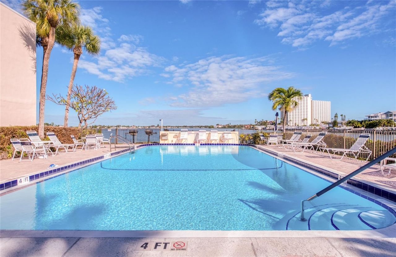 7420 Bay Island Drive S, Unit 174, South Pasadena, FL 33707 Photo