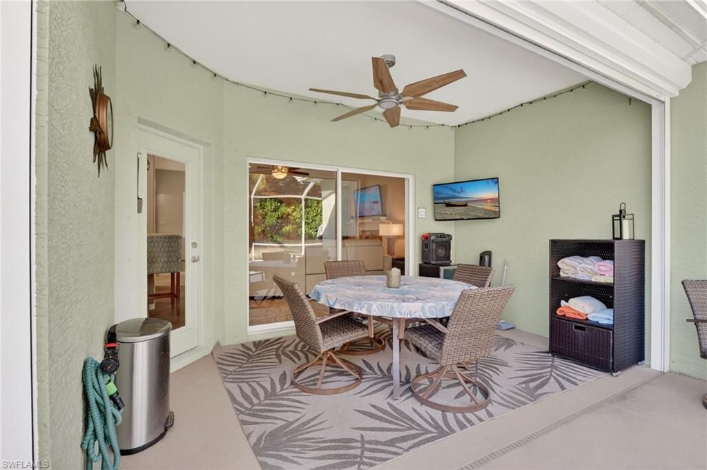 2502 Blackburn Cir, Cape Coral, FL 33991 Photo