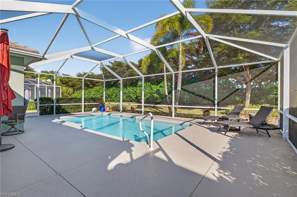 2502 Blackburn Cir, Cape Coral, FL 33991 Photo