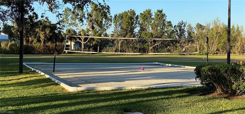 2502 Blackburn Cir, Cape Coral, FL 33991 Photo