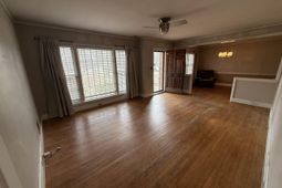 639 Veterans Road photo 4