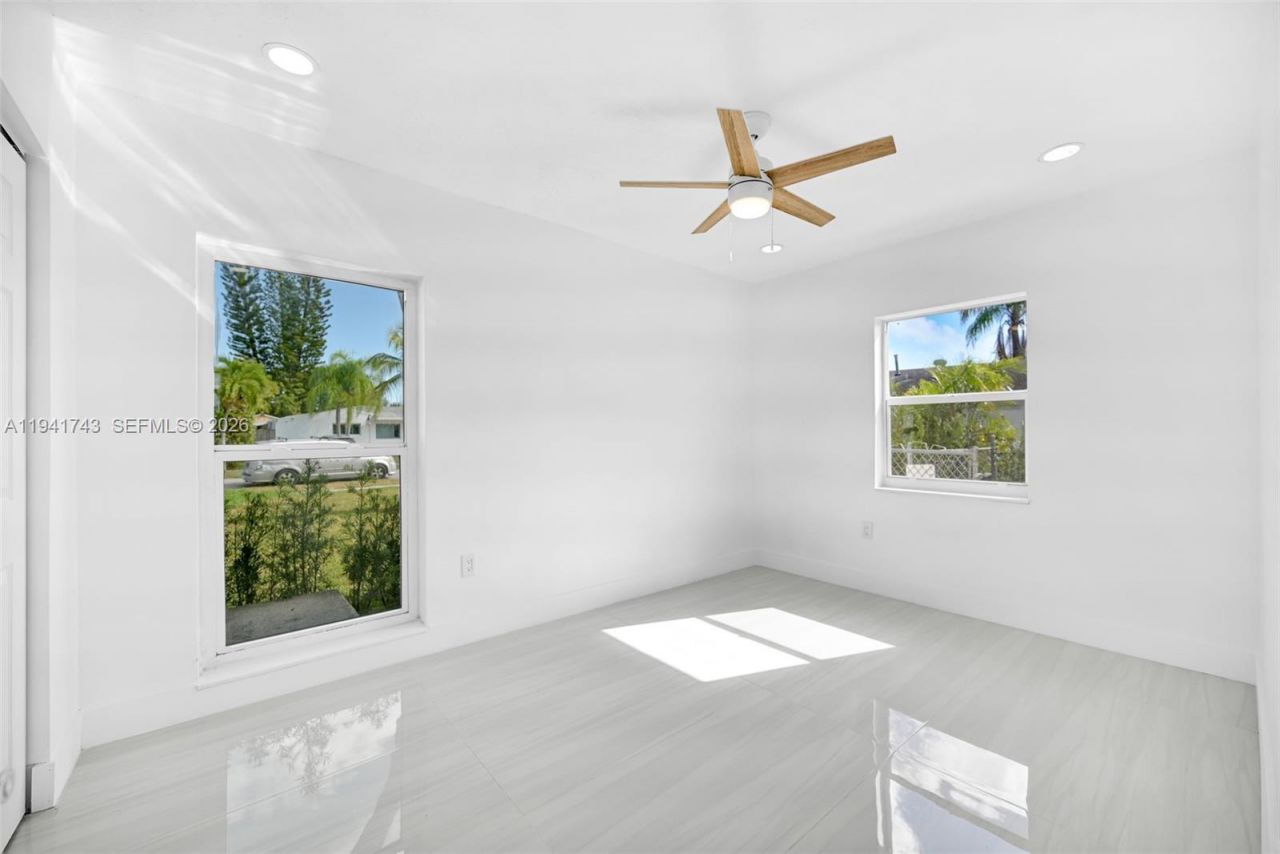 20030 Island Rd, Cutler Bay, FL 33189 Photo