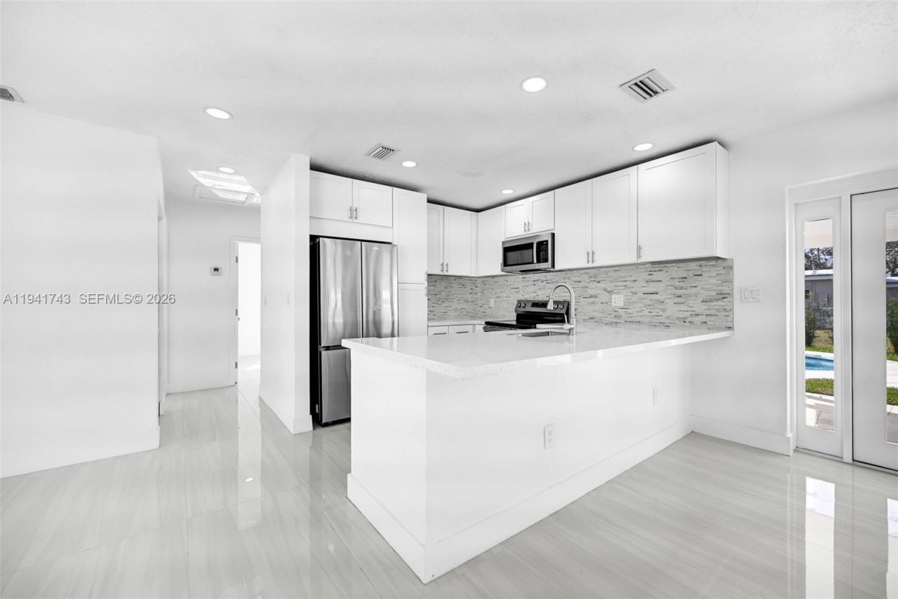 20030 Island Rd, Cutler Bay, FL 33189 Photo