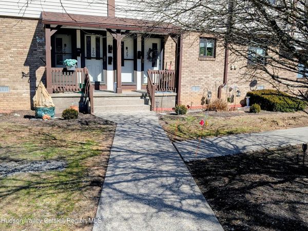 266 Village Court, Kingston, NY 12401