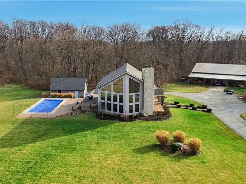 2471 Lower Bellbrook Road, Sugarcreek Township, OH 45370 Photo 2