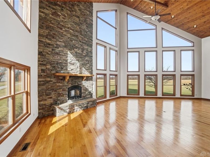 2471 Lower Bellbrook Road, Sugarcreek Township, OH 45370 Photo 6