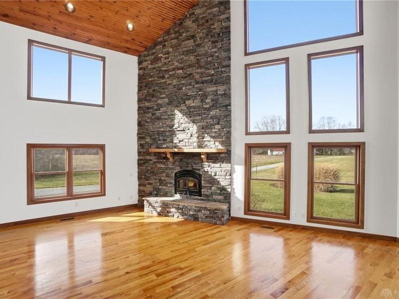 2471 Lower Bellbrook Road, Sugarcreek Township, OH 45370 Photo 8