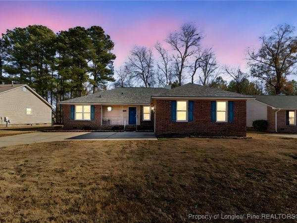 921 Flintwood Road, Fayetteville, NC 28314