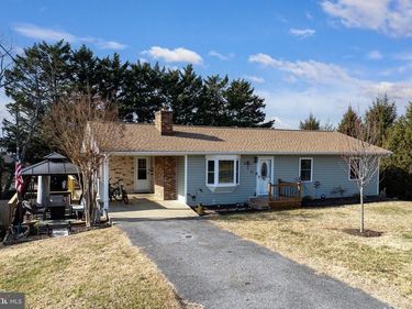 507 BARKMAN AVENUE, ELKTON, VA 22827