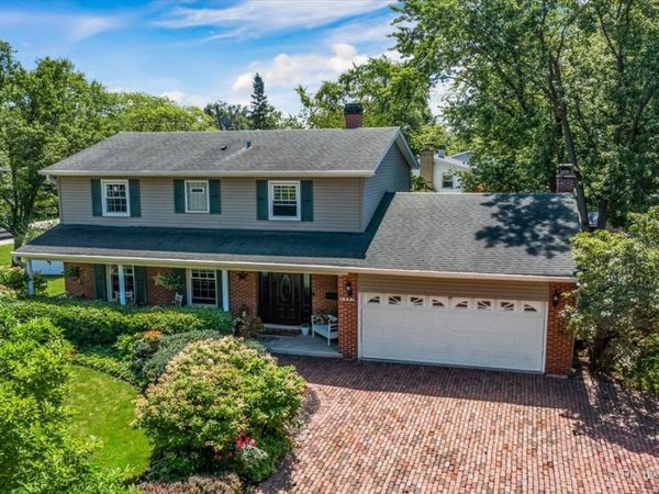 401 69th Street, Darien, IL 60561