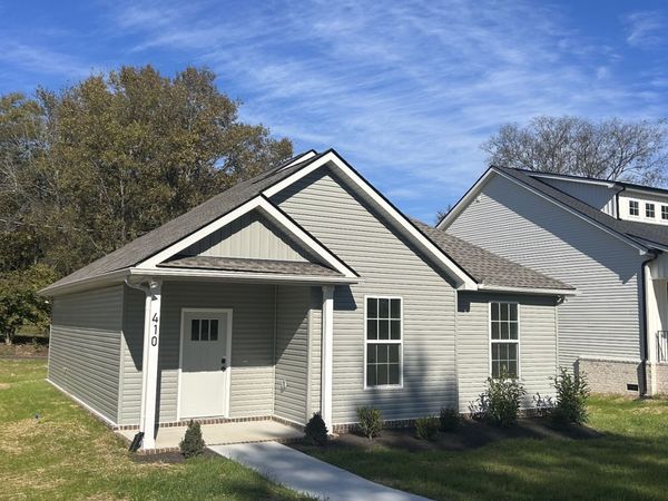 410 Hatcher Ln, Columbia, TN 38401
