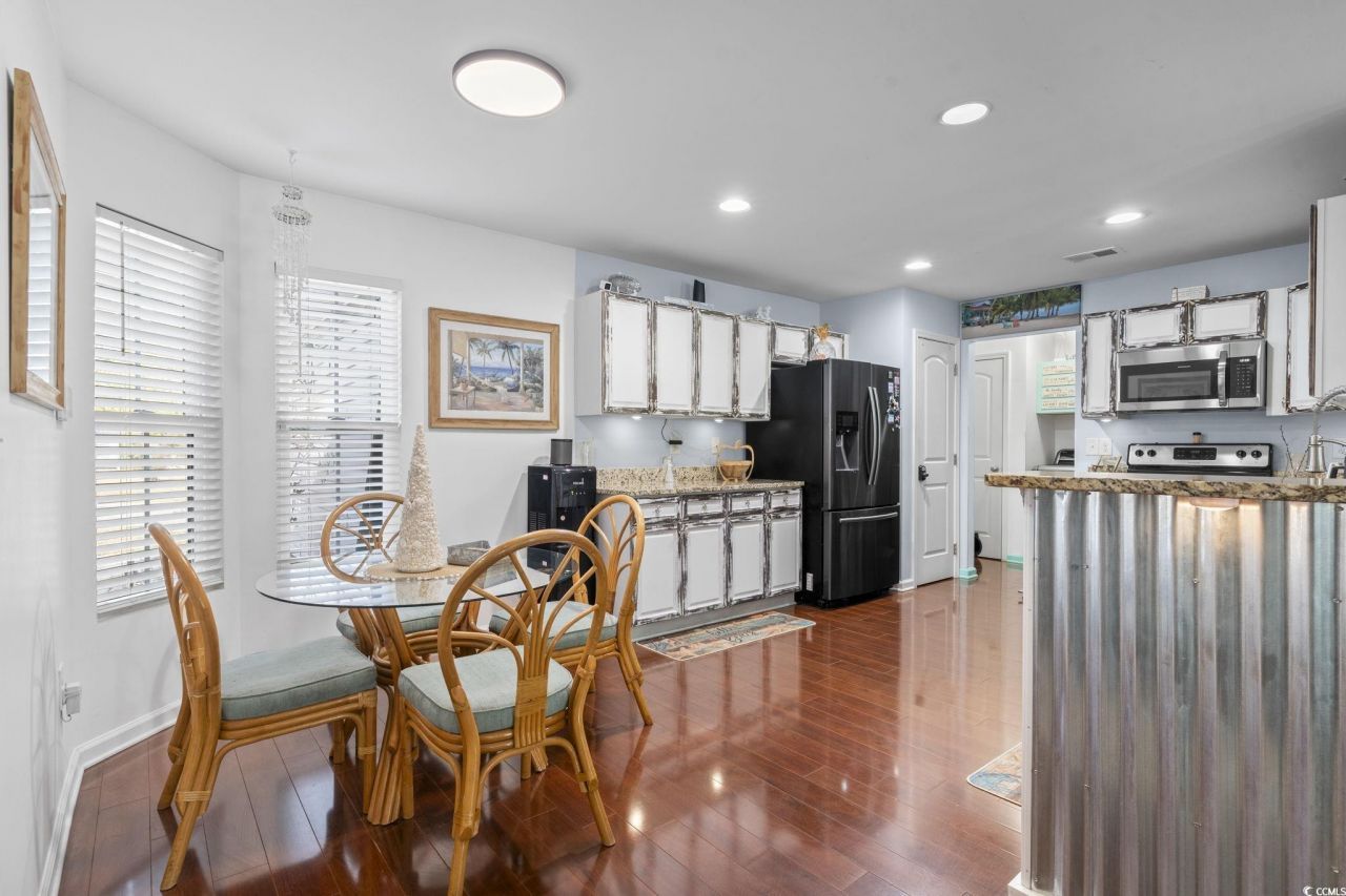 2217 Belladora Dr. Photo 13