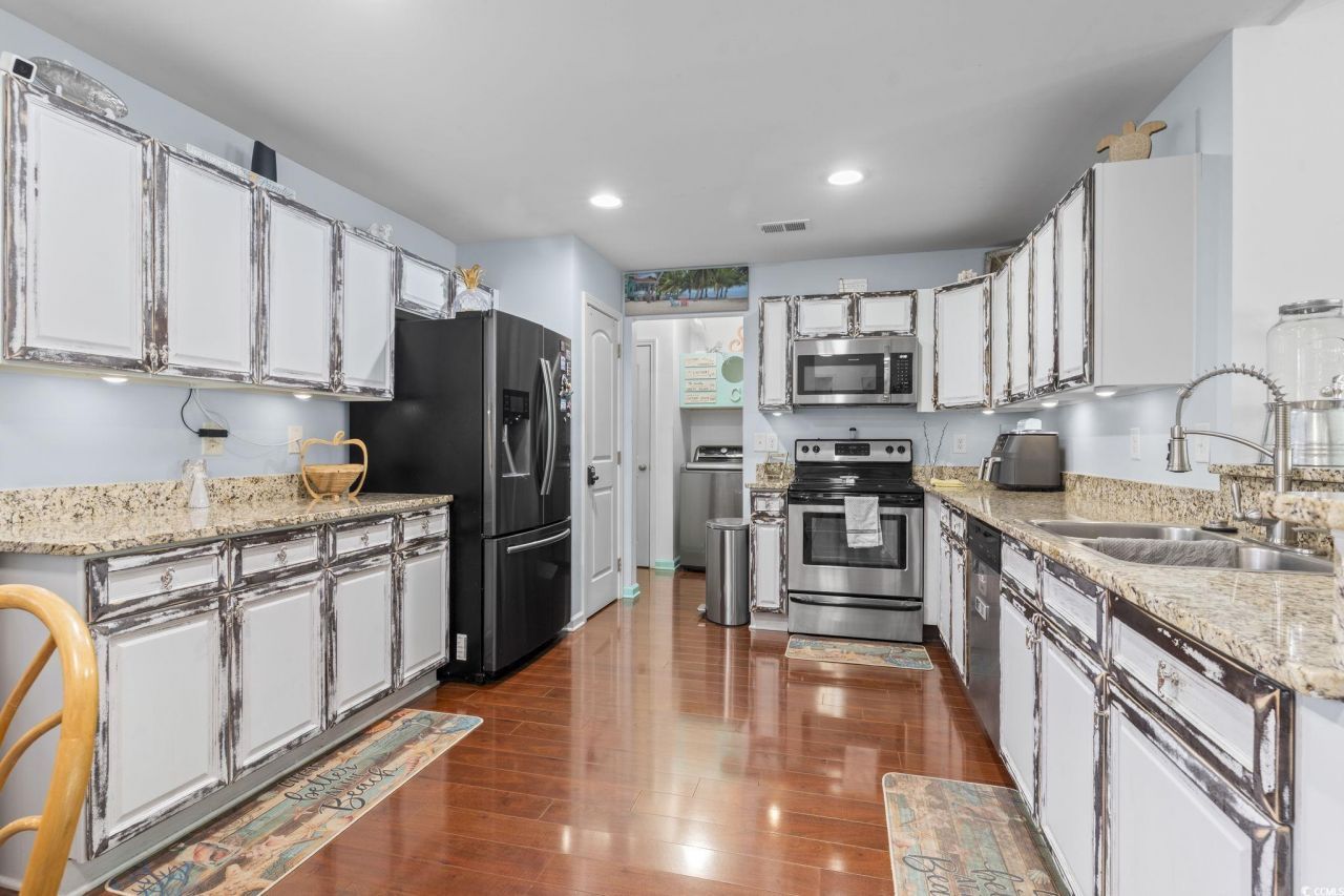 2217 Belladora Dr. Photo 18