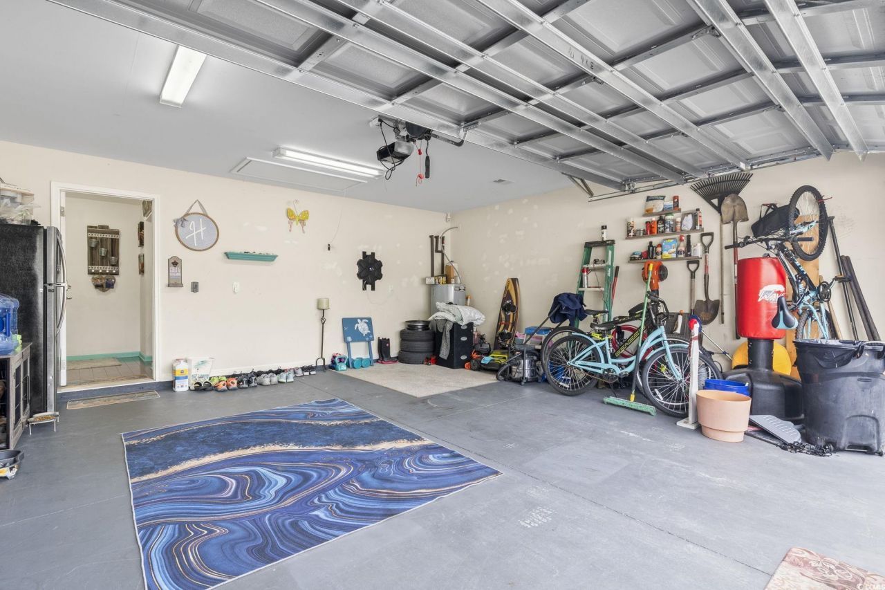 2217 Belladora Dr. Photo 4