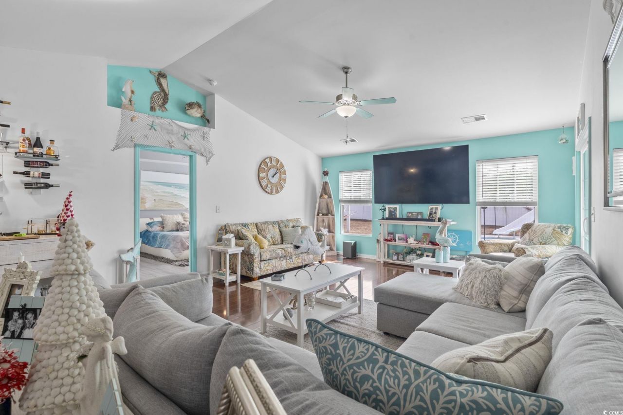 2217 Belladora Dr. Photo 8