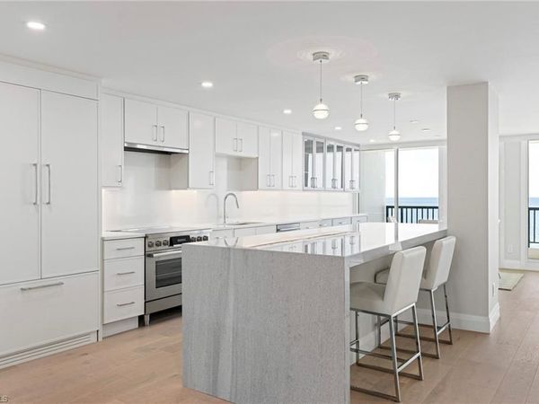 2382 Gulf Shore BLVD N, Unit 502, NAPLES, FL 34103