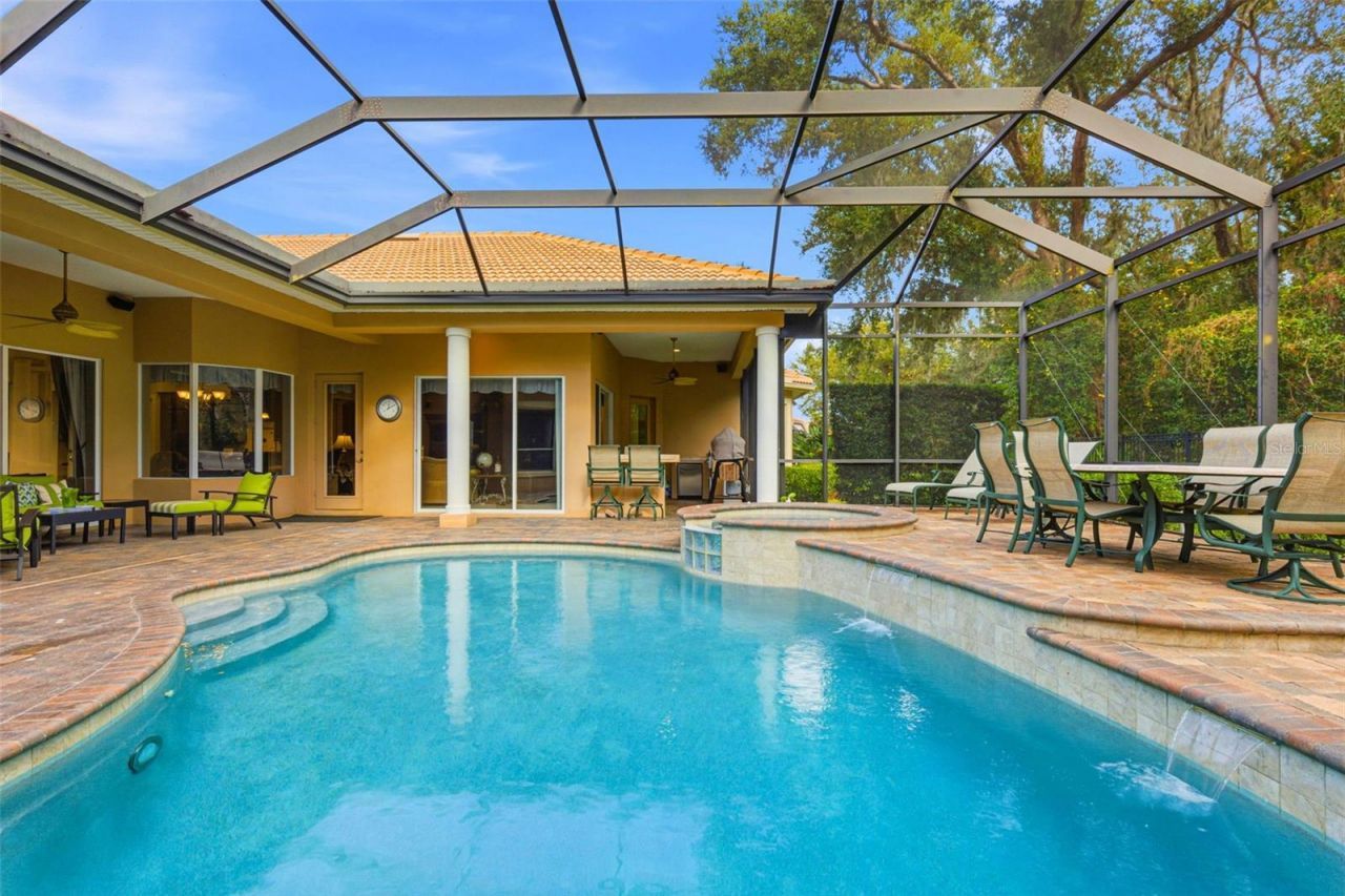 8453 Dunham Station Drive, Tampa, FL 33647 Photo