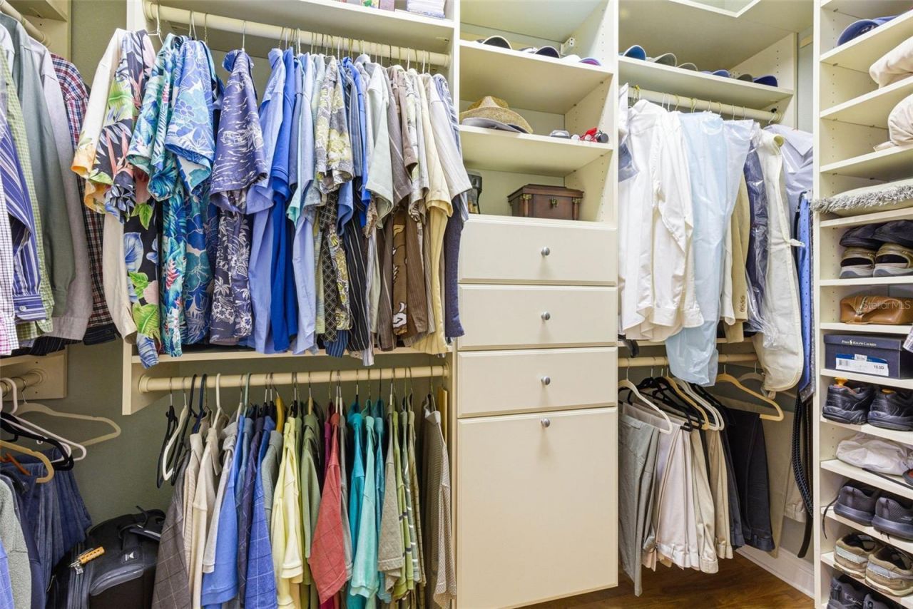 8453 Dunham Station Drive, Tampa, FL 33647 Photo