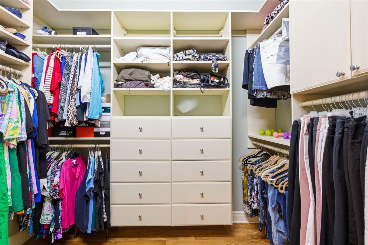 8453 Dunham Station Drive, Tampa, FL 33647 Photo