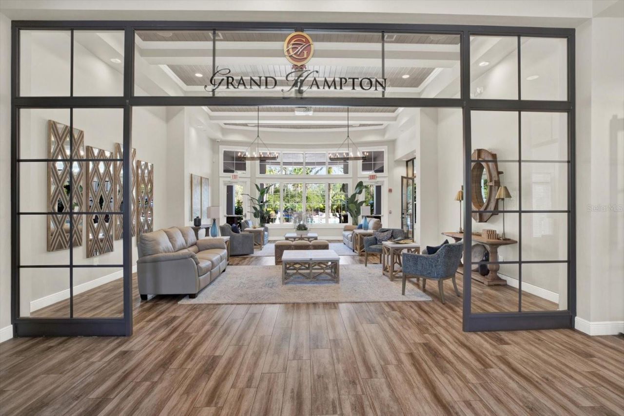 8453 Dunham Station Drive, Tampa, FL 33647 Photo