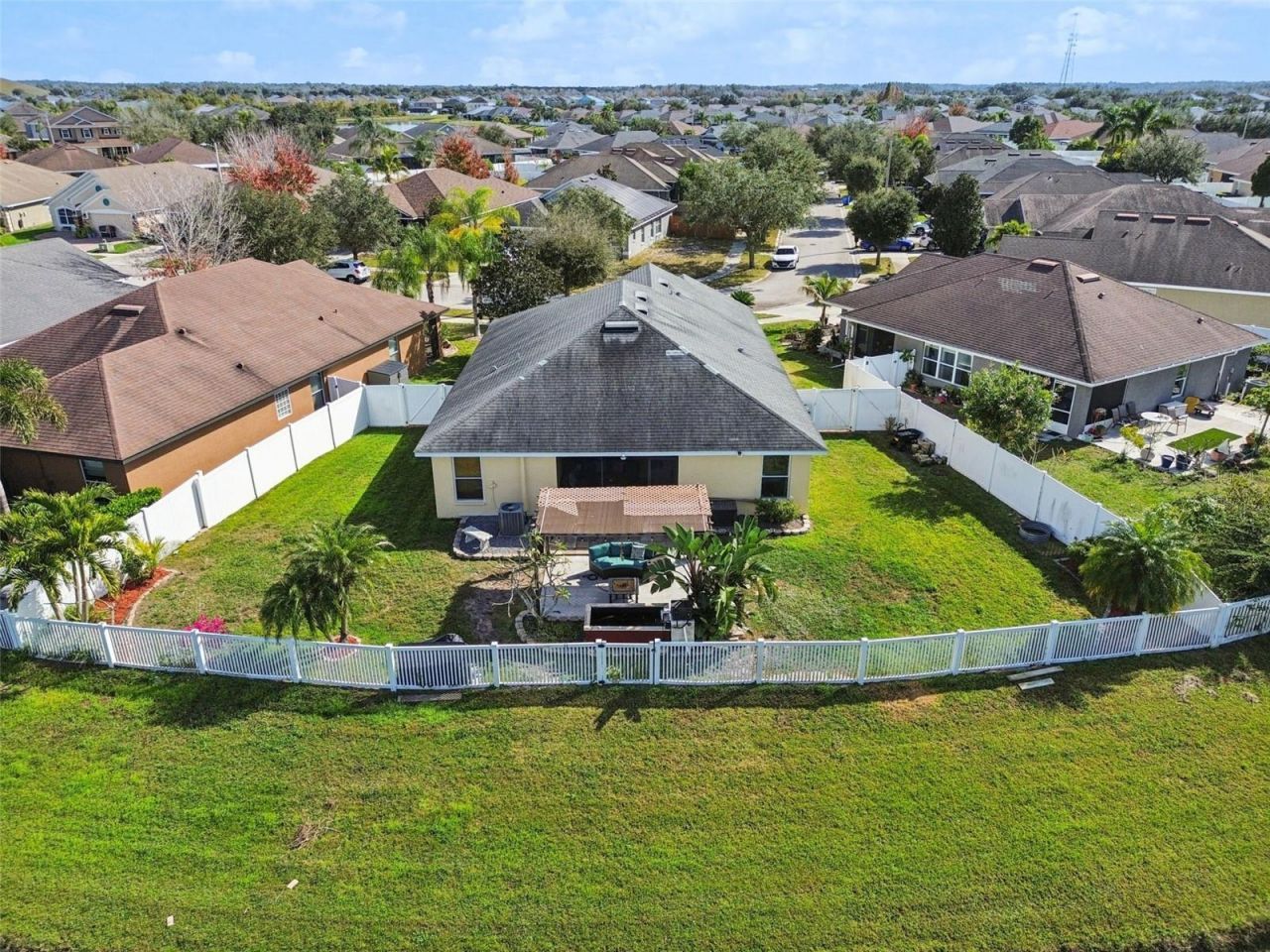 14342 Edinburgh Moor Drive, Wimauma, FL 33598 Photo