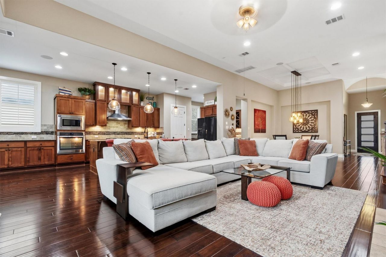 14504 Laurinburg Dr, Austin, TX 78717 Main Photo