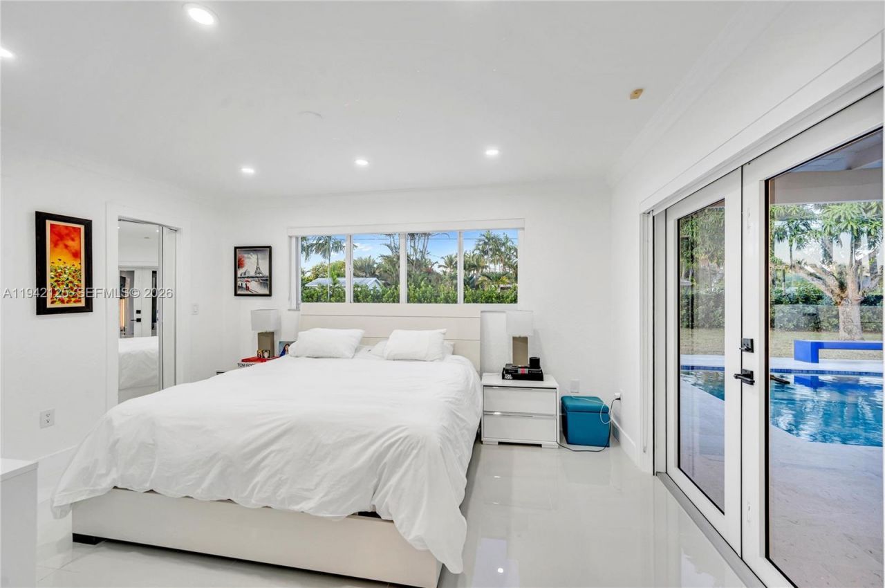 8501 SW 142nd St, Palmetto Bay, FL 33158 Photo