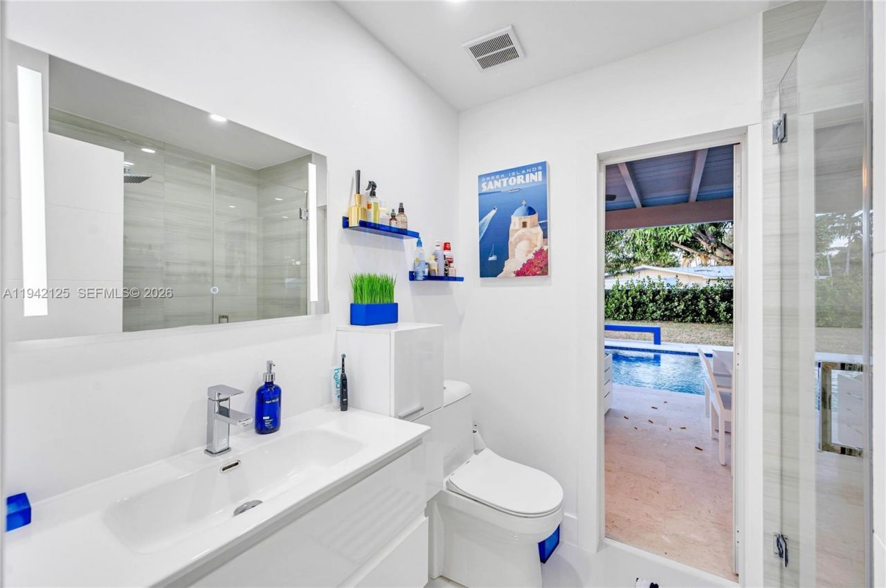 8501 SW 142nd St, Palmetto Bay, FL 33158 Photo